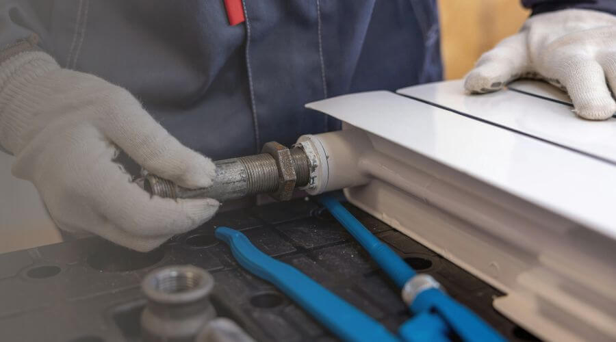 Professional water heater repair services in Forest City, IL